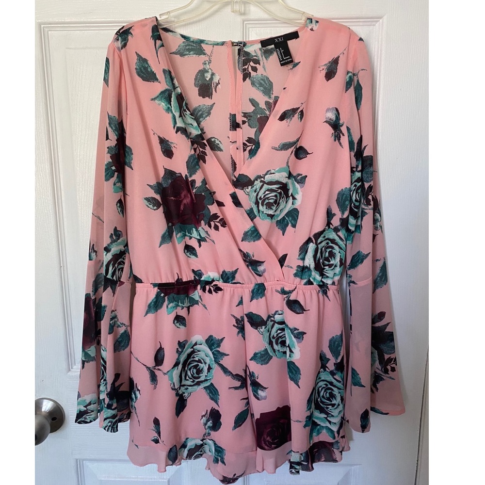FLORAL ROMPER - Picture 2 of 2